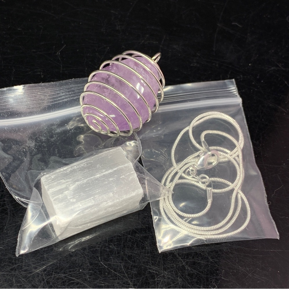 Maraba Amethyst Caged Pendant & Selenite & 20 Inch chain New in Box - Picture 5 of 16